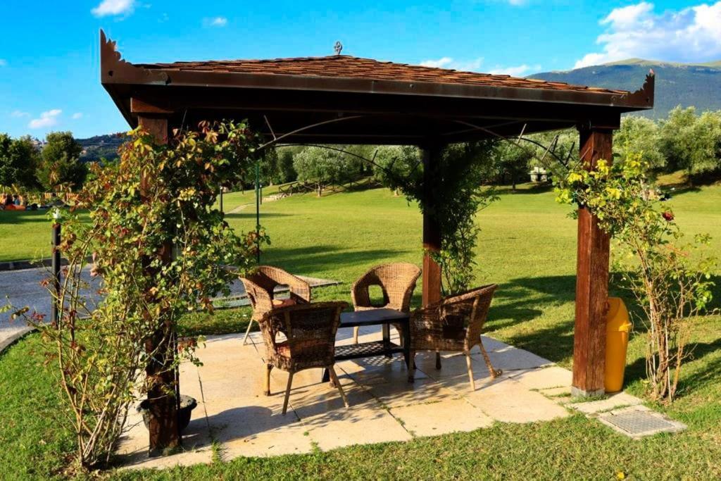 Agriturismo Il Casale Di Monica Rivotorto Exterior photo